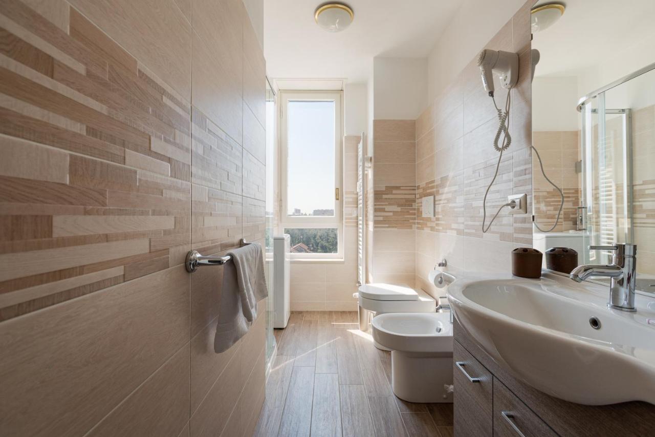 Milano - Roomy Apartment 300 M From M3 Affori Fn! المظهر الخارجي الصورة